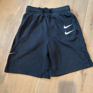 Nike Kids Shorts Large